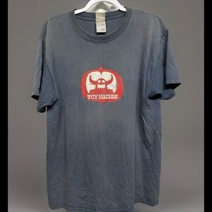 Vtg 90s TOY MACHINE Logo Distressed Skateboard t shirt L